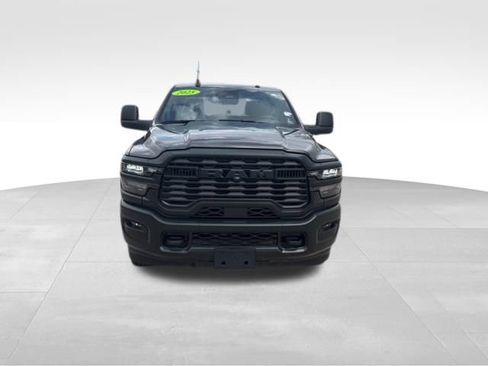 Used 2025 RAM 2500 Tradesman AWD/4WD image 9