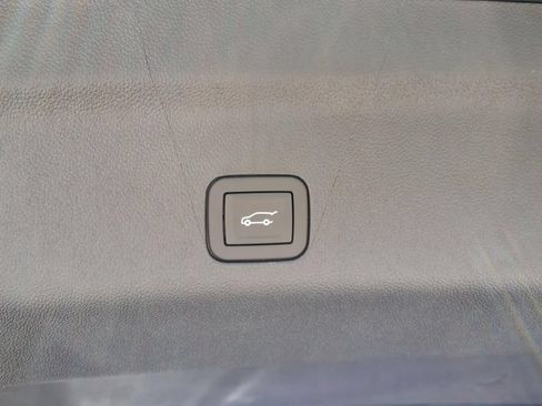 New 2026 Chevrolet Suburban Z71 w/ Z71 Off-Road Package AWD/4WD image 34