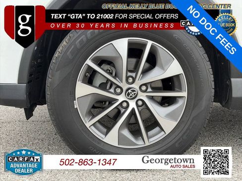 Used 2017 Toyota RAV4 XLE AWD/4WD image 39