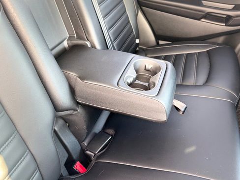 Certified 2024 Ford Edge SEL w/ Convenience Package image 22