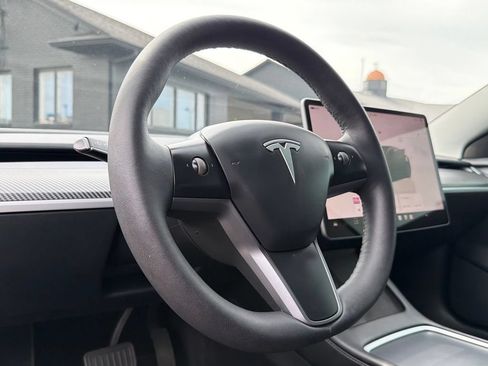 Used 2023 Tesla Model 3 Standard Range RWD image 53