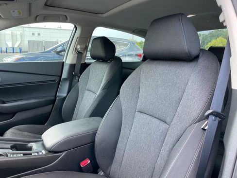 Used 2025 Honda Accord SE image 18