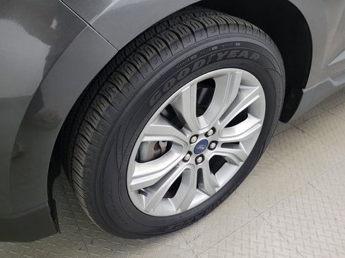Used 2019 Ford Edge Titanium AWD/4WD image 31