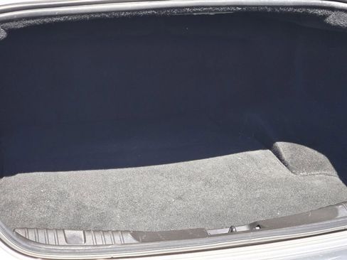 Used 2013 Jaguar XF RWD image 21