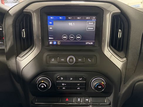 Used 2020 Chevrolet Silverado 1500 W/T image 22