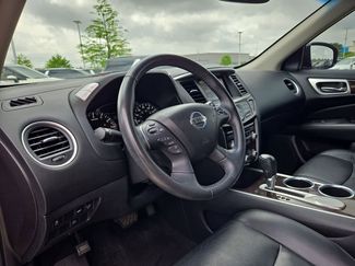 Used 2014 Nissan Pathfinder SL w/ Cargo Package FWD video 2