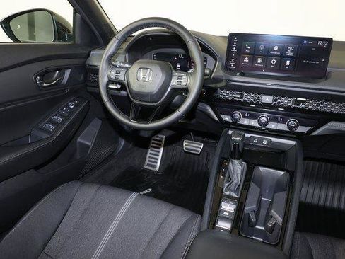 Used 2023 Honda Accord Sport image 9