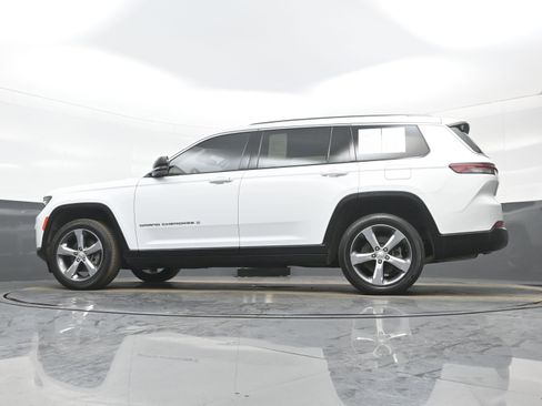 Used 2021 Jeep Grand Cherokee L Limited image 27