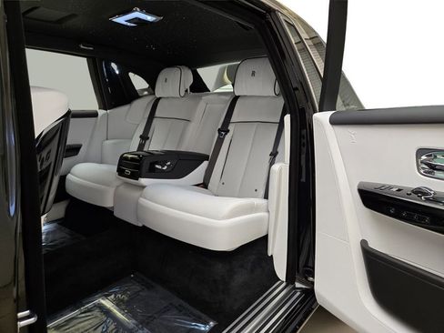 New 2026 Rolls-Royce Phantom Extended Wheelbase RWD image 15