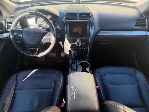 Used 2018 Ford Explorer Sport image 33
