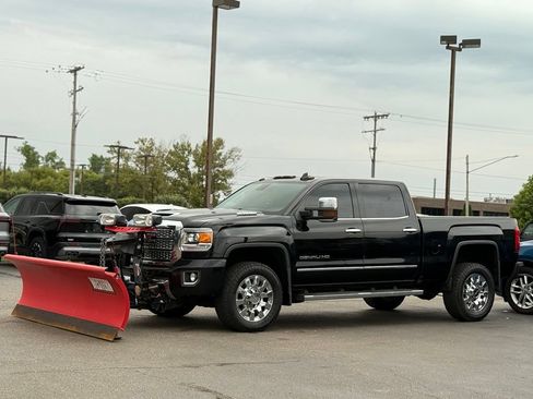 Used 2018 GMC Sierra 2500 Denali AWD/4WD image 40