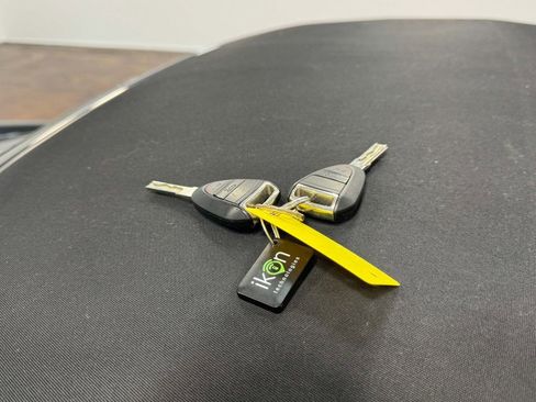 Used 2009 Porsche 911 Carrera image 19