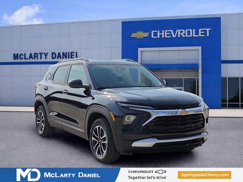 New 2026 Chevrolet TrailBlazer LT w/ Convenience Package AWD/4WD image 1