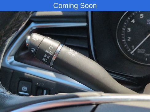 Used 2024 Cadillac XT5 Premium Luxury w/ Technology Package AWD/4WD image 27