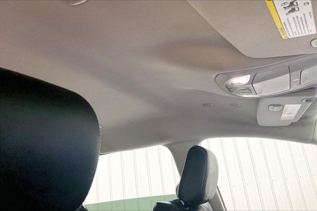 Used 2022 Chrysler Pacifica Touring-L FWD image 22