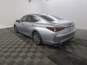 Used 2022 Lexus ES 350 w/ Premium Package FWD image 6