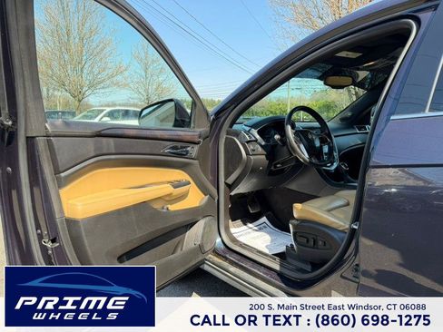Used 2014 Cadillac SRX Luxury image 10