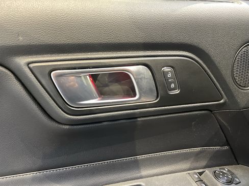 Used 2019 Ford Mustang GT Premium w/ Ford Safe & Smart Package RWD image 15