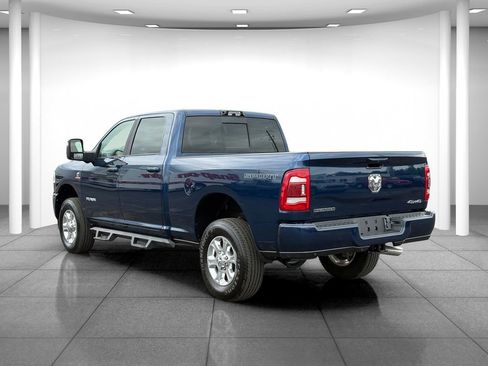 Used 2024 RAM 2500 Big Horn w/ Tech Package AWD/4WD image 5