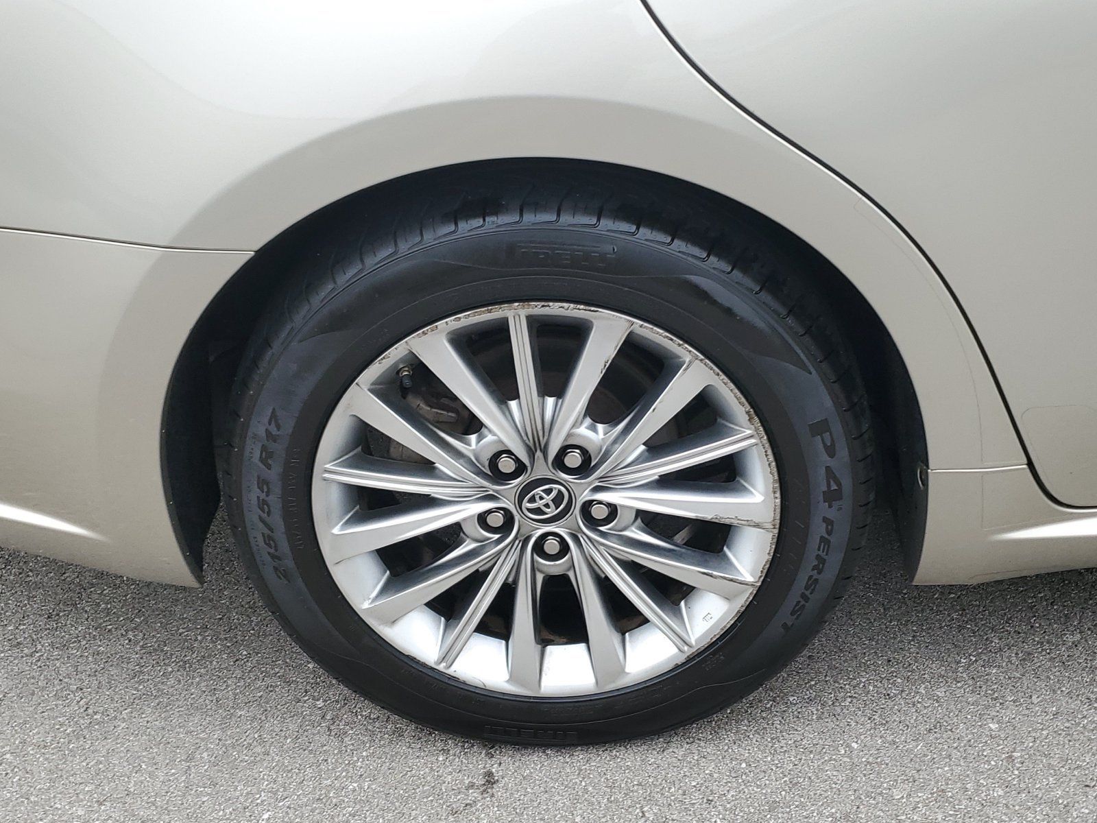 Used 2016 Toyota Avalon Limited w/ Protection Package FWD image 5