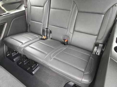 Used 2025 Chevrolet Tahoe Z71 AWD/4WD image 30