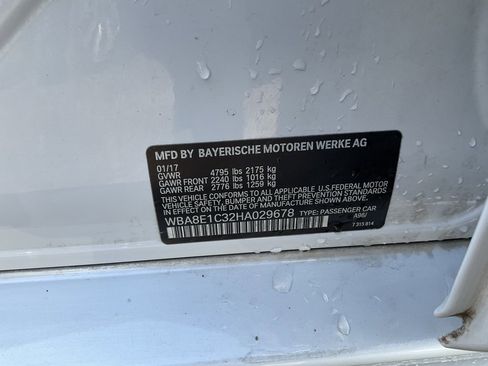 Used 2017 BMW 330e image 20