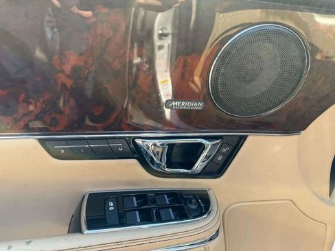 Used 2016 Jaguar XJ L Portfolio image 36