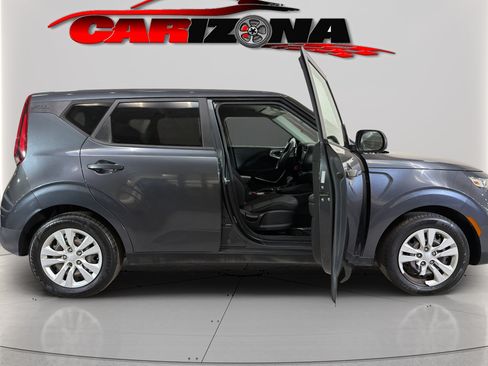Used 2021 Kia Soul LX FWD image 5