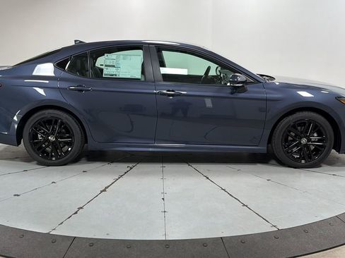 New 2026 Toyota Camry SE image 6