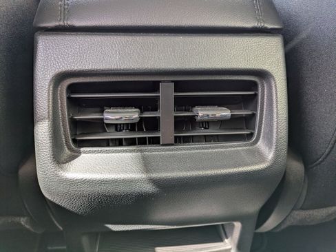 Used 2022 Ford Edge SE w/ Black Appearance Package AWD/4WD image 27