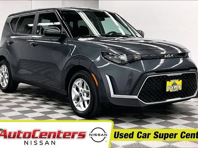 Used 2025 Kia Soul LX w/ LX Technology Package