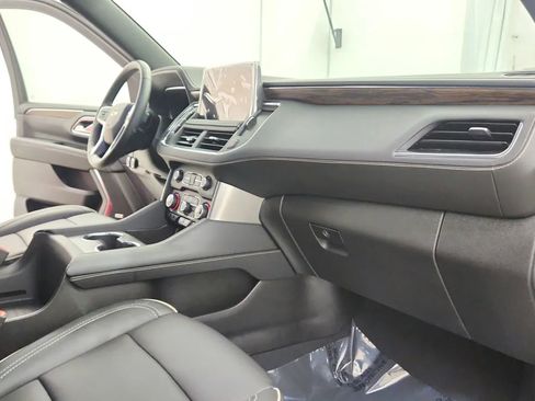 Used 2024 Chevrolet Tahoe Premier image 25