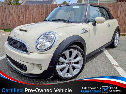 Used 2013 MINI Cooper S w/ Sport Pkg image 1