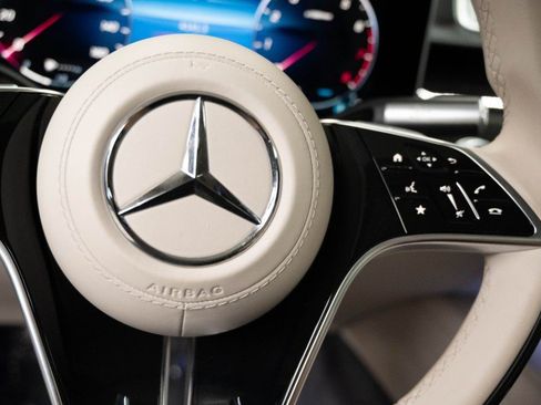 Certified 2023 Mercedes-Benz S 580 4MATIC Sedan image 27