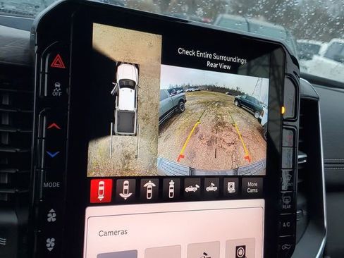 New 2026 RAM 1500 4x4 Crew Cab image 11