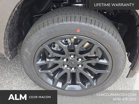 New 2026 RAM 1500 Limited AWD/4WD image 17