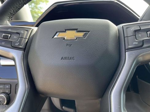 Used 2022 Chevrolet Silverado 1500 LT AWD/4WD image 28