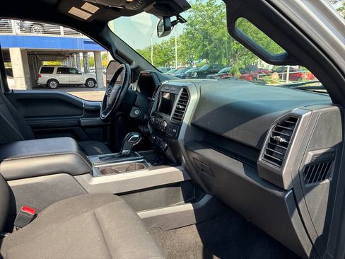 Used 2019 Ford F150 XLT w/ Equipment Group 302A Luxury AWD/4WD image 30