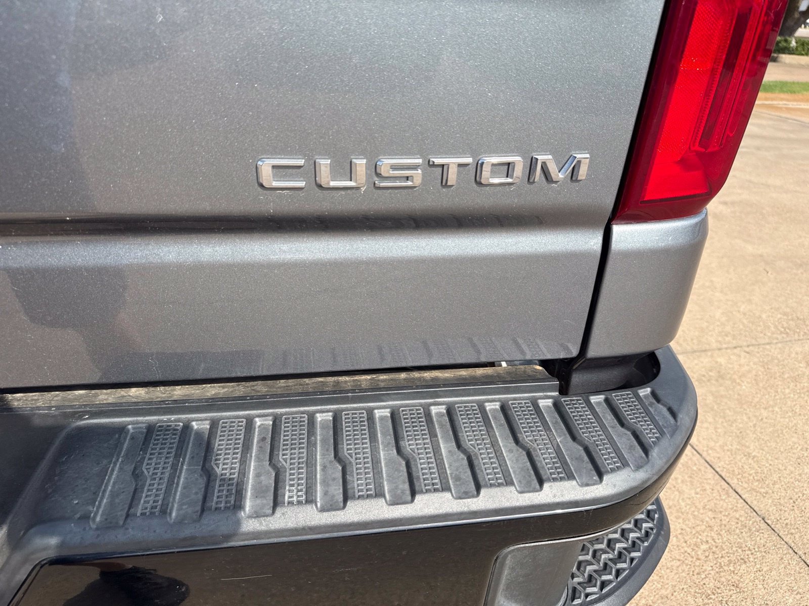 Used 2021 Chevrolet Silverado 1500 Custom Trail Boss AWD/4WD image 9