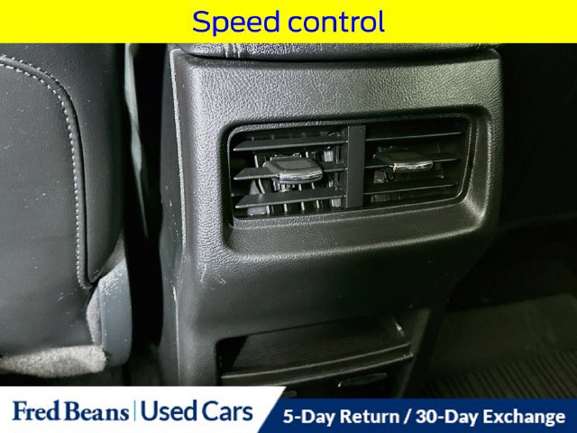 Used 2019 Ford Edge Titanium AWD/4WD image 31