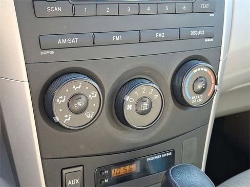 Used 2010 Toyota Corolla LE image 16