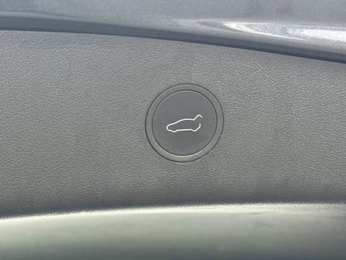 Used 2023 Tesla Model 3 Standard Range image 26