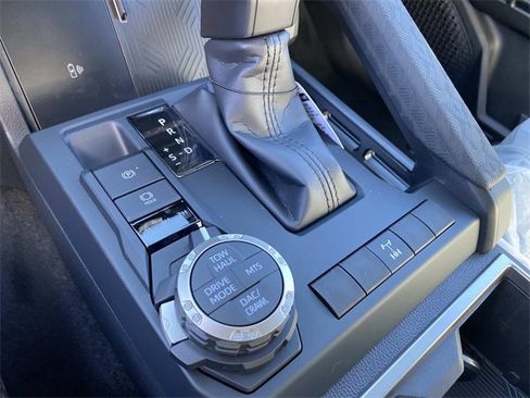 New 2025 Toyota Tacoma TRD Off-Road image 10