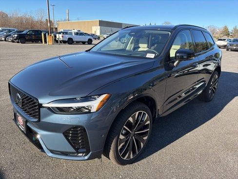 New 2026 Volvo XC60 B5 Ultra w/ Protection Package Premier image 6
