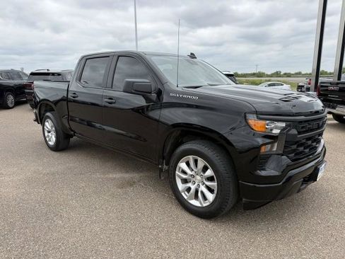 Used 2023 Chevrolet Silverado 1500 Custom RWD image 12