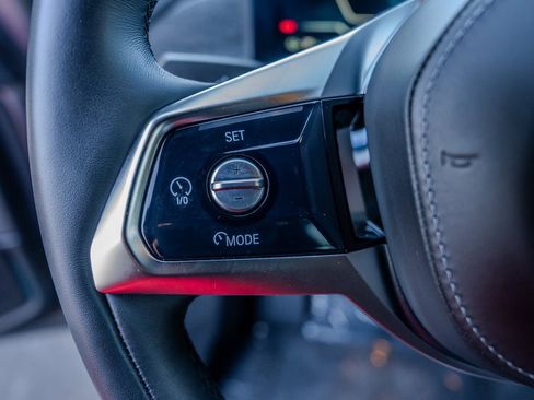 Used 2024 BMW i7 eDrive50 image 6