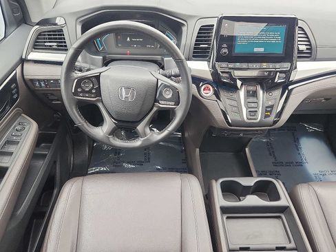 Used 2024 Honda Odyssey Touring image 11