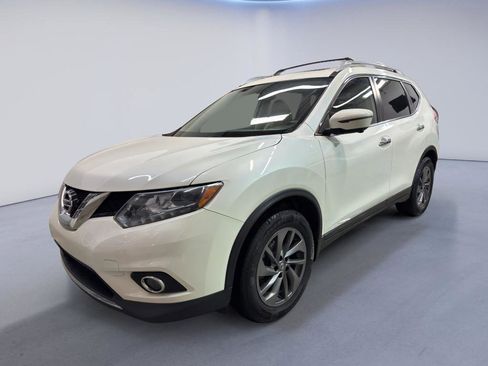 Used 2016 Nissan Rogue SL w/ SL Premium Package image 3