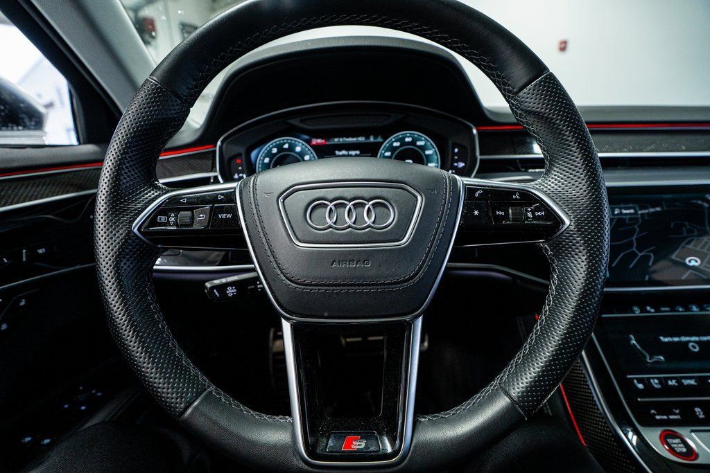 Used 2023 Audi S8 AWD/4WD image 38
