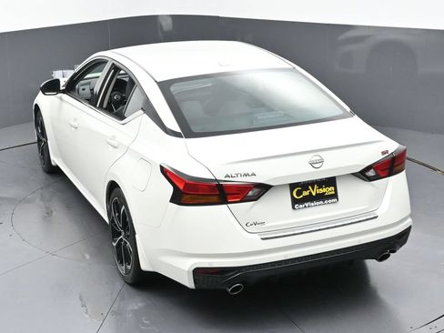 Used 2023 Nissan Altima 2.5 SR FWD image 40